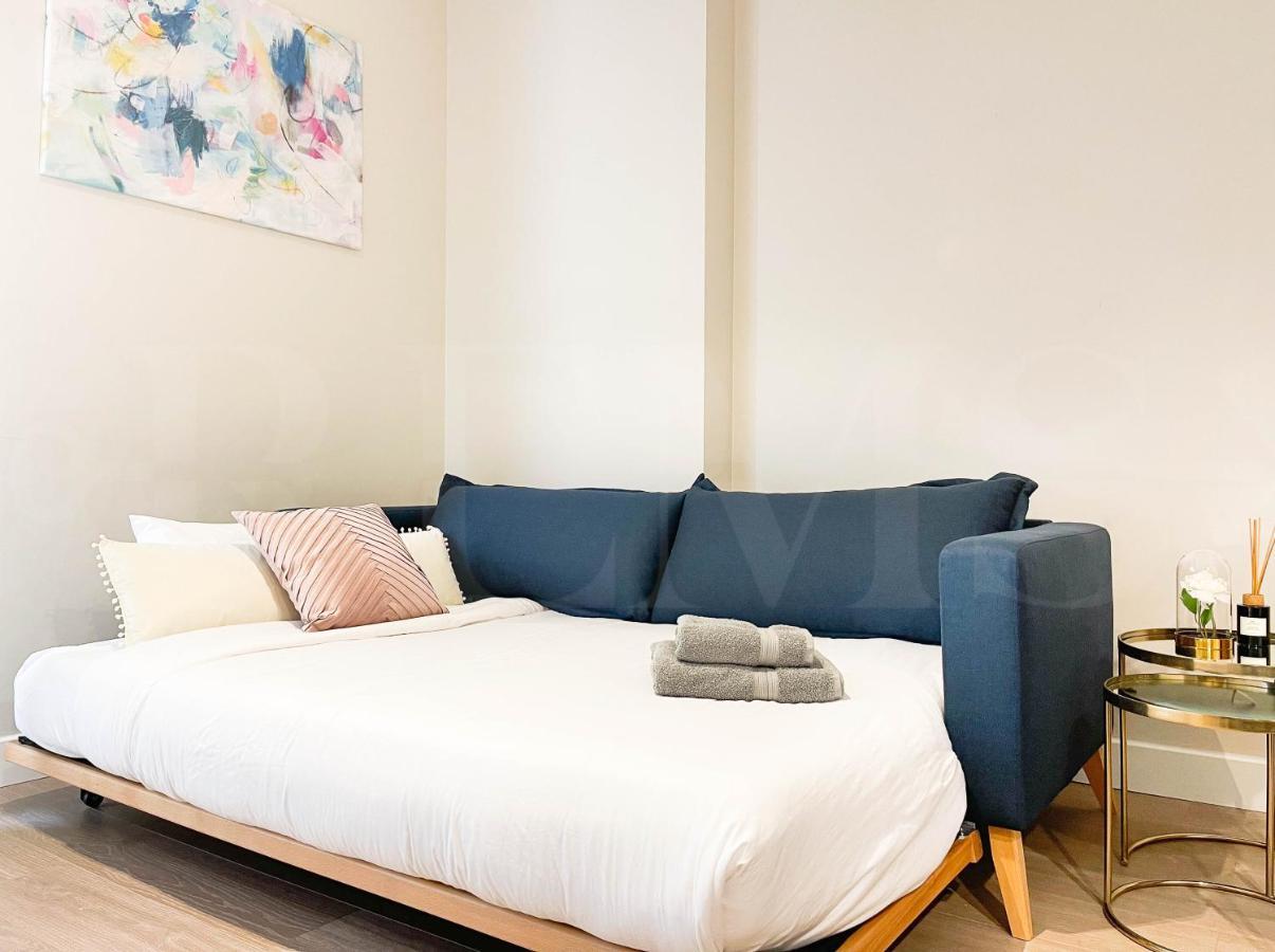Cozy Apartment With Parking In The Center By Rems Málaga Buitenkant foto